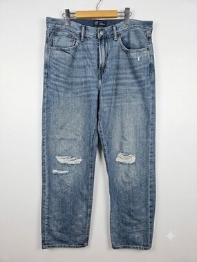 GAP Blue Rippe Relaxed Jeans. Distessing On Knees And Pockets. Size 34x32